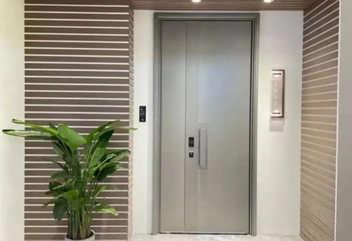 青島裝修完成后是否應(yīng)該更換入戶門？