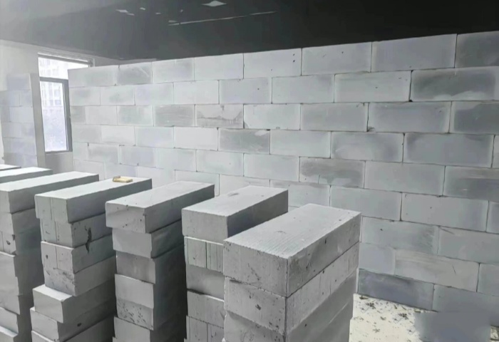 裝修砌墻，輕體磚與紅磚之選 &mdash;&mdash; 青島業(yè)主必看！